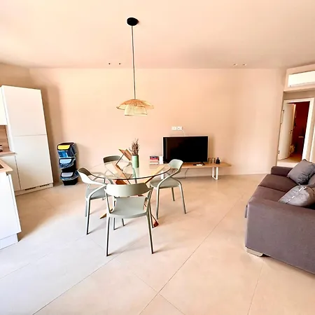 Apartment Calmahouse Breeze Capomulini